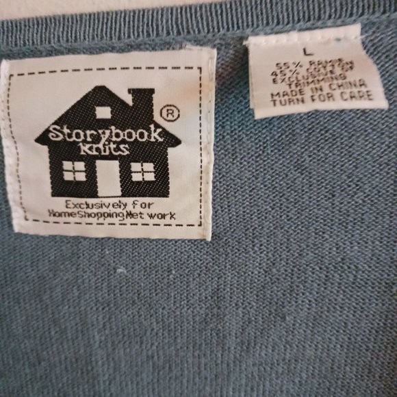 Storybook Knits sweater, blue/cream. Size L - Picture 2 of 5